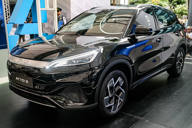 BYD Atto 3 Premium Cosmos Black 2025