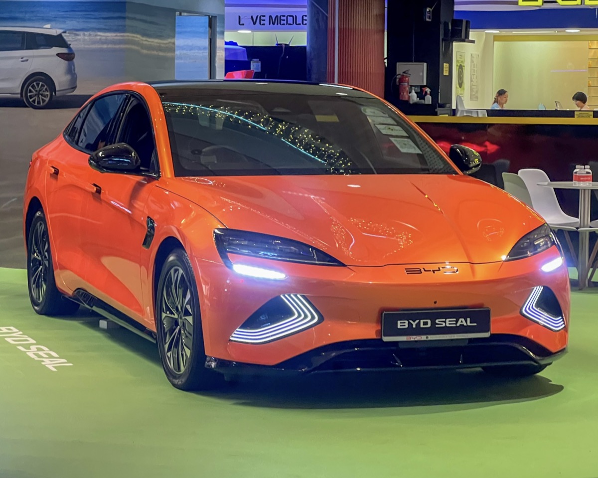 BYD Seal showcar front view Singapore 2024 no plate