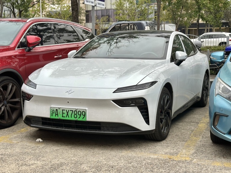 Dongfeng epi 007 electric sedan front exterior view