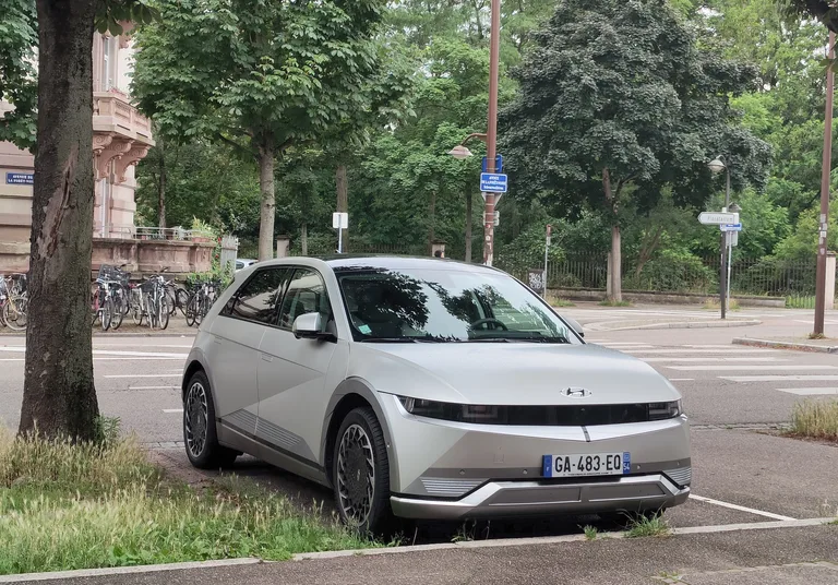 Hyundai Ioniq 5 front view — 800V EV affected by reduced Tesla Supercharger speeds