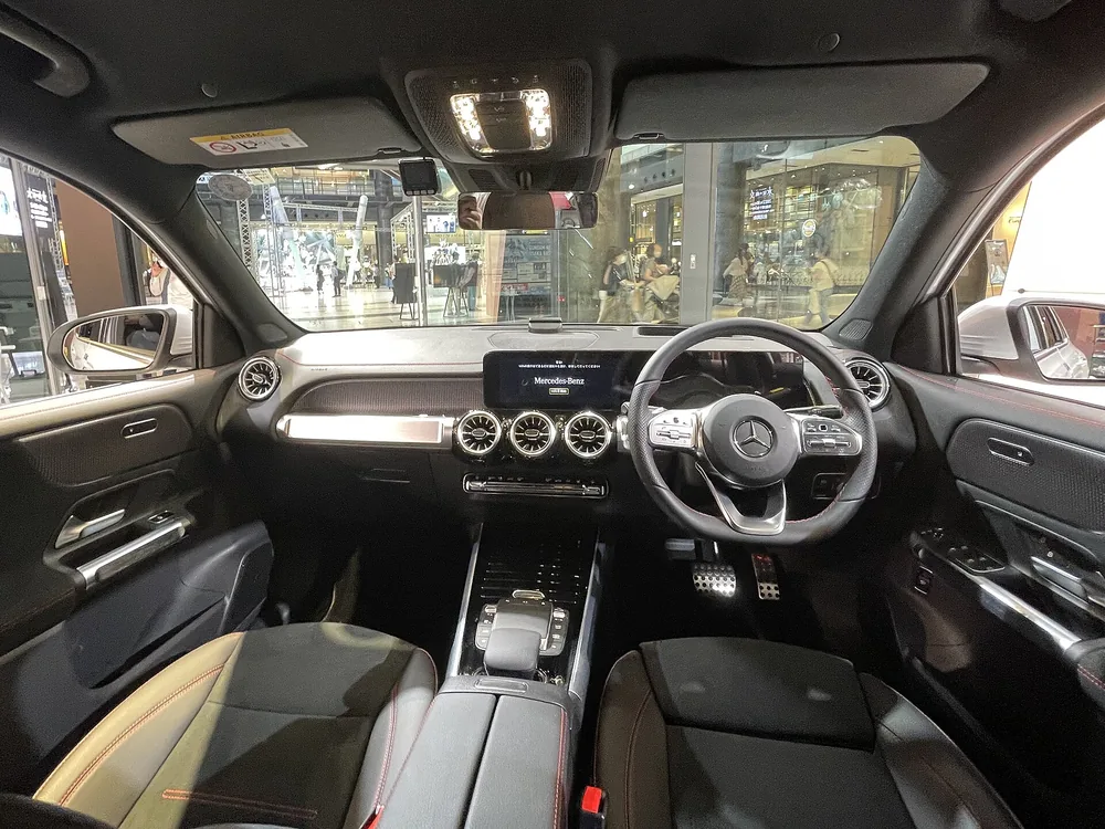 Mercedes-Benz EQB interior dashboard