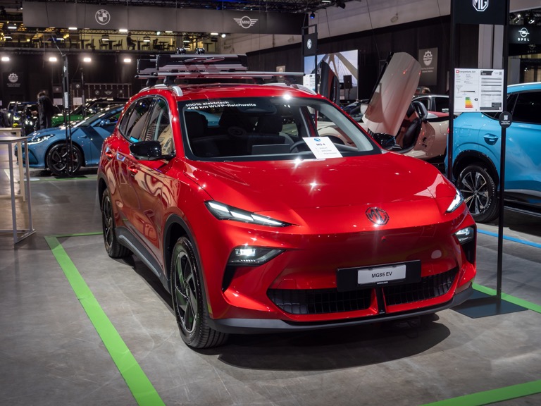 MG S5 EV exterior front three-quarter view Auto Zurich 2025