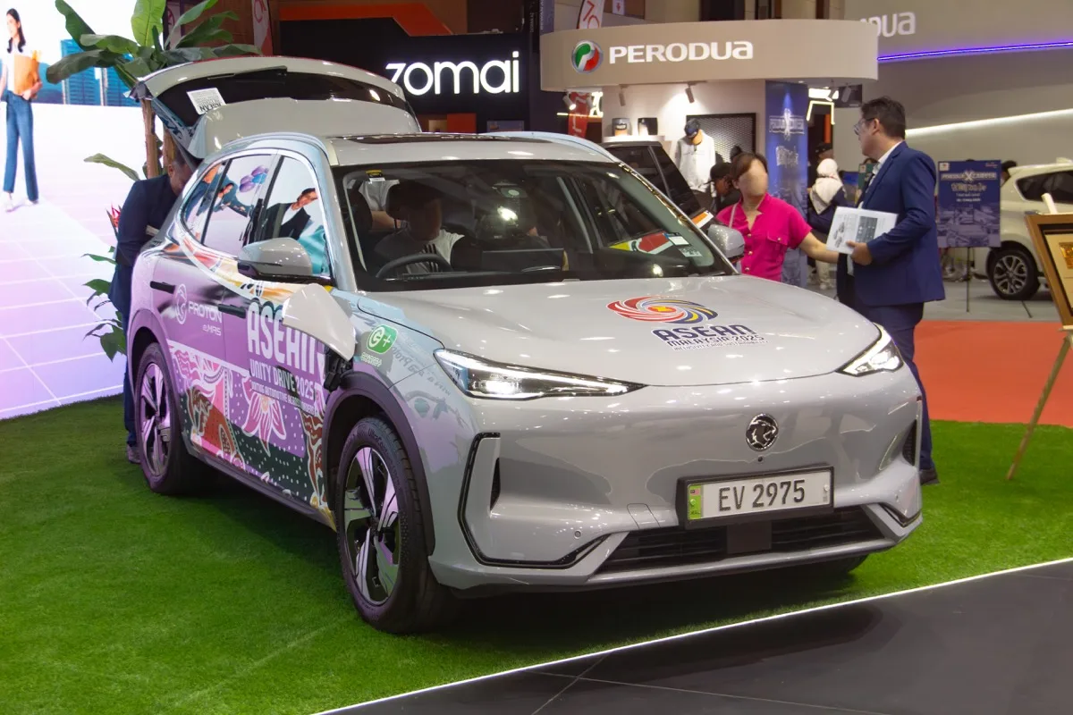 Proton e.MAS 7 electric SUV ASEAN Unity Drive 2025 Malaysia
