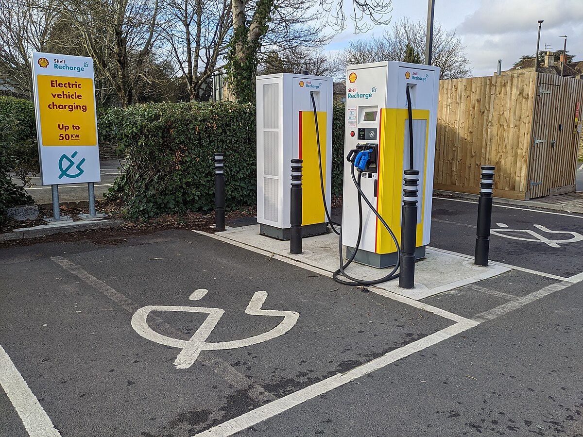 Professional EV charging station installation with Shell Recharge rapid chargers