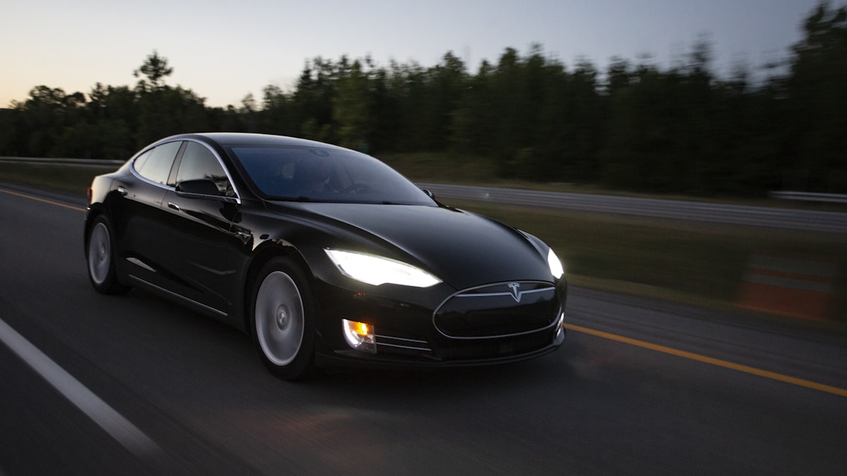 White Tesla Model 3 Standard RWD Malaysia