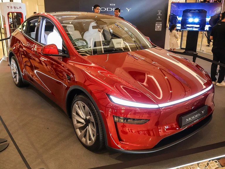 Tesla Model Y showcar Singapore — popular EV in Malaysia eligible for JPJePlate upgrade