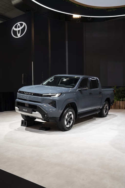 Toyota Hilux BEV 2026 side profile three-quarter view Brussels Motor Show