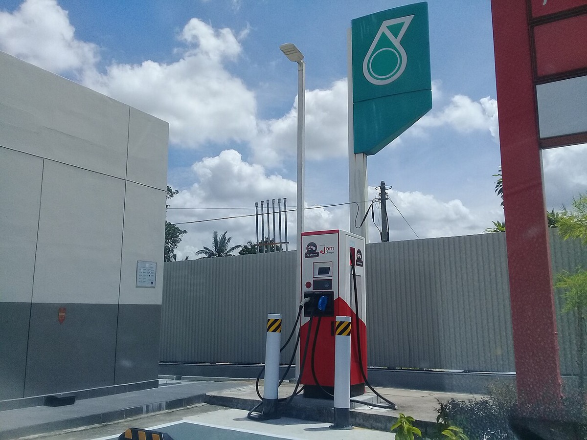 Malaysia highway EV charging station rest stop fast charger NSE