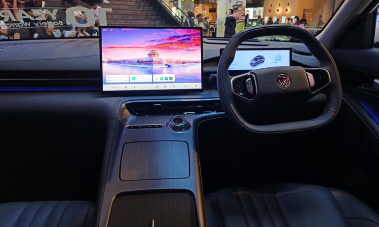 Proton eMAS 7 interior dashboard and infotainment system