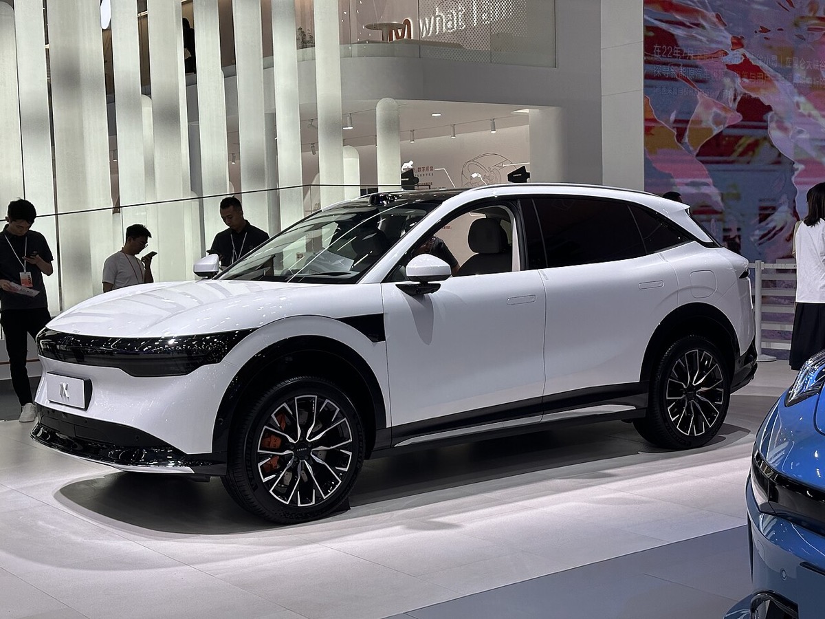 Zeekr 7X electric SUV front exterior view Malaysia 2026